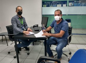 Prefeito de Chiador assina contrato de convênio com Centro Universitário Estácio de Sá