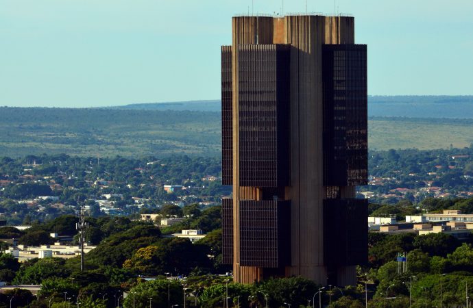 Banco Central cria moeda virtual para 2022