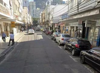 Mulher é encontrada nua e amordaçada no centro de Juiz de Fora