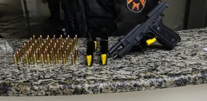 PM apreende pistola após tiros em Pinheiral