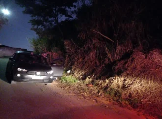 Chefe do tráfico é morto a tiros dentro de carro de aplicativo em Barra do Piraí