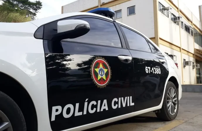 Pai invade escola e ameaça jovem que supostamente perseguia sua filha, em Valença