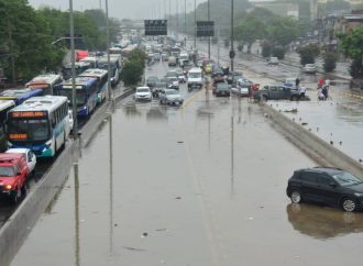 CHUVA LEVA PREFEITO DO RIO A DECRETAR SITUAÇÃO DE EMERGÊNCIA