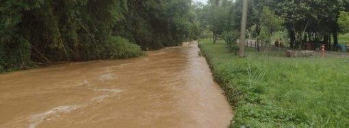 Governo do estado mobiliza equipes para cidades atingidas por fortes chuvas