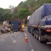 Tombamento de carreta é registrado na Serra das Araras, em Piraí