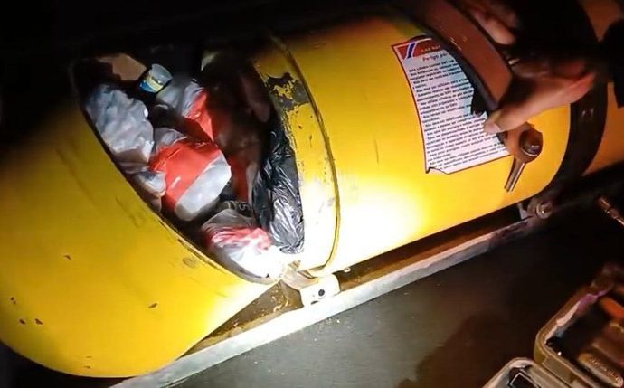 PRF apreende cocaína e maconha em Piraí escondidas no cilindro de GNV