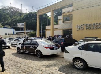 Homem é encontrado morto com corte no pescoço em Paty do Alferes