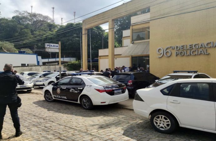 Homem é encontrado morto com corte no pescoço em Paty do Alferes