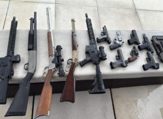 Policia Civil do Rio apreende arsenal e material para fabricação de munições