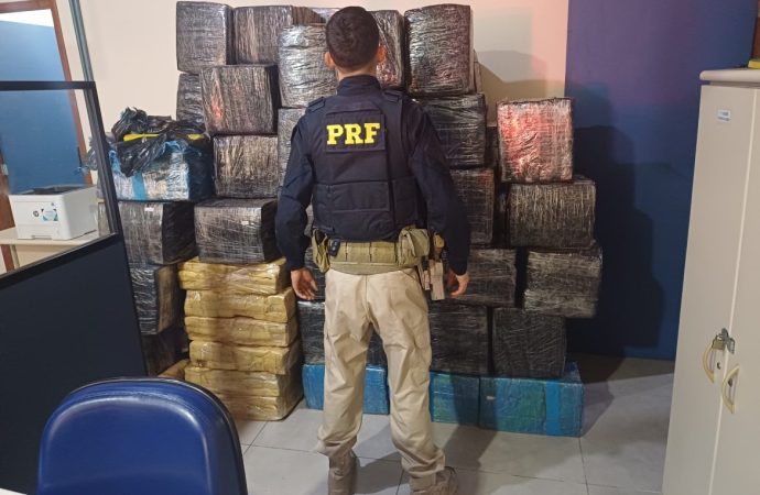 Homem é preso com 2,5 toneladas de maconha escondidas em carga de plástico bolha na Dutra