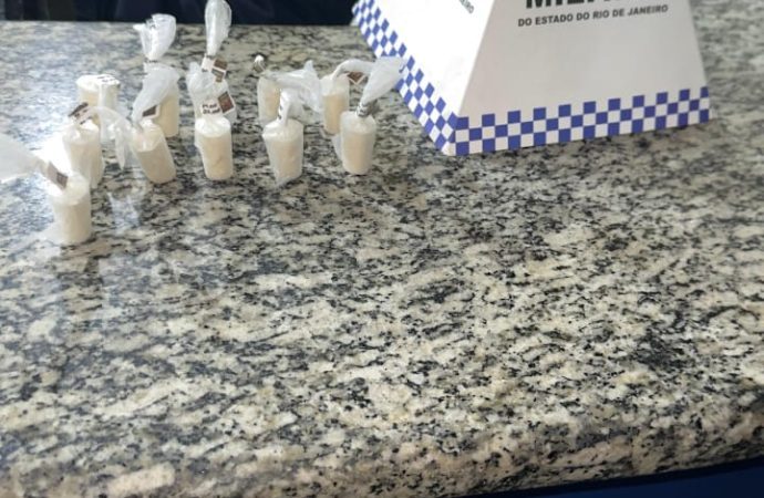 Entorpecentes são apreendidos após apoio a ocorrência de violência doméstica em Pinheiral