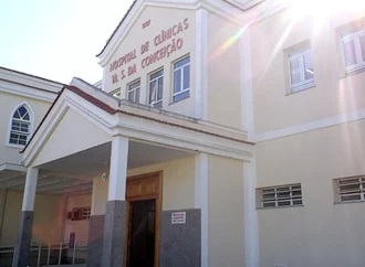 Foragido da Justiça é preso após acidente de trânsito no bairro Vila Isabel, em Três Rios