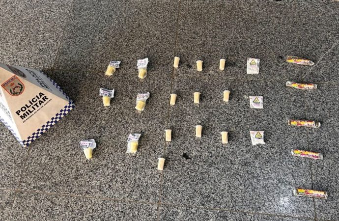 PM apreende drogas em conjunto habitacional de Valença após denúncia