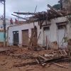Fachada de casarão antigo desaba em Paraíba do Sul