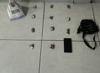 Adolescente é apreendido por tráfico de drogas durante ação da PM em Valença