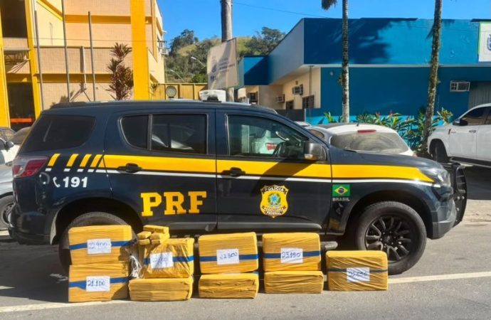 PRF apreende cerca de 200 Kg de maconha e detém motorista na Dutra