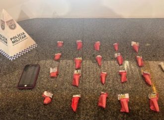 Adolescente é apreendido por tráfico de drogas após denúncia em Valença